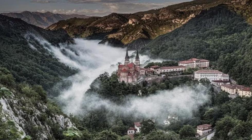 La Salmonera Cangas De Onis Канио Экстерьер фото
